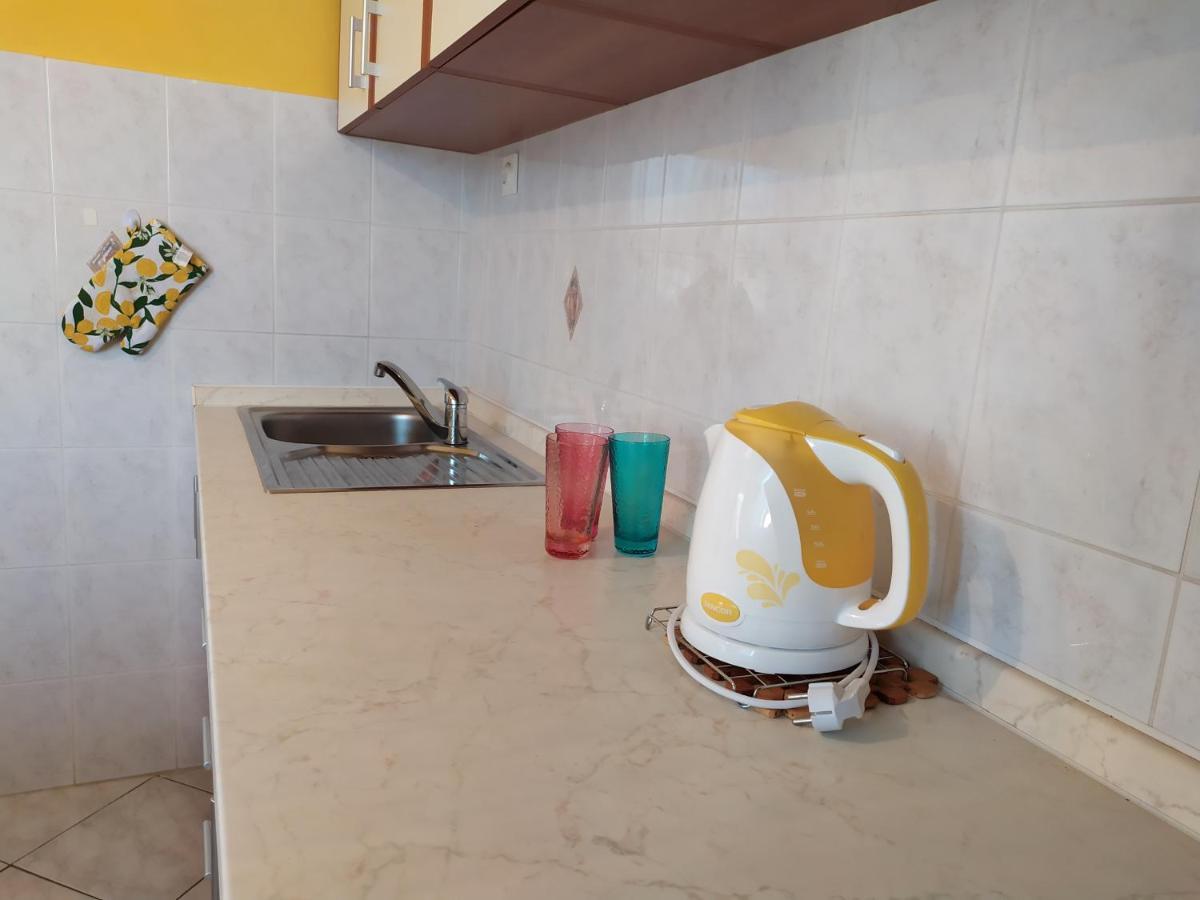 Cozy Apartments Danica Novalja With Terrace - First Floor Exterior photo